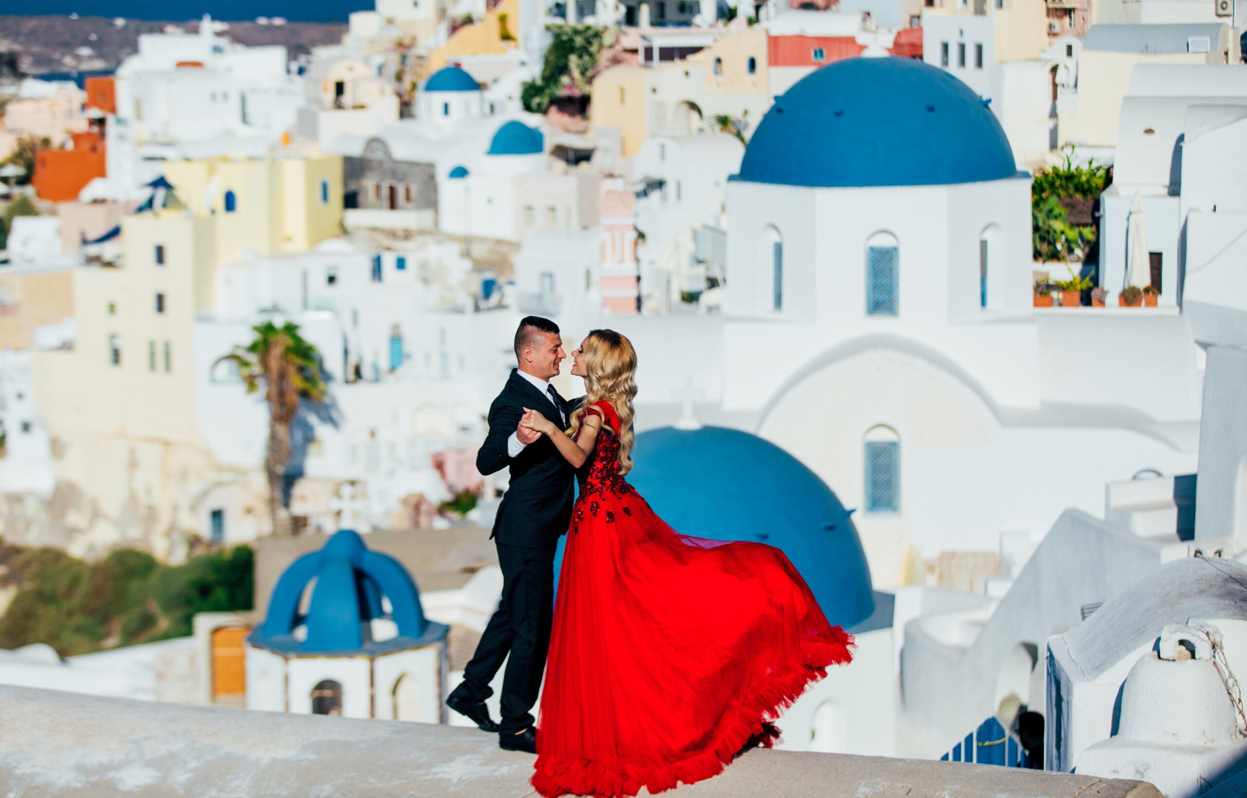 Wedding photoshoot in Santorini. Santorini Photographer. Santorini. Santorini Photoshoot. Santorini Photography.